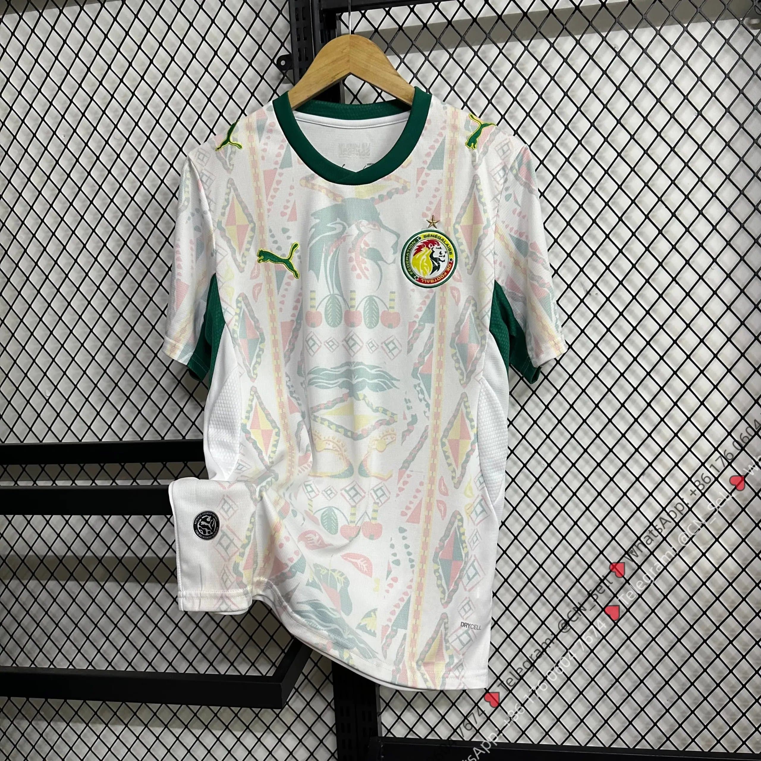 Adidas Spain Home Jersey 2024 — 26-27塞内加尔客场