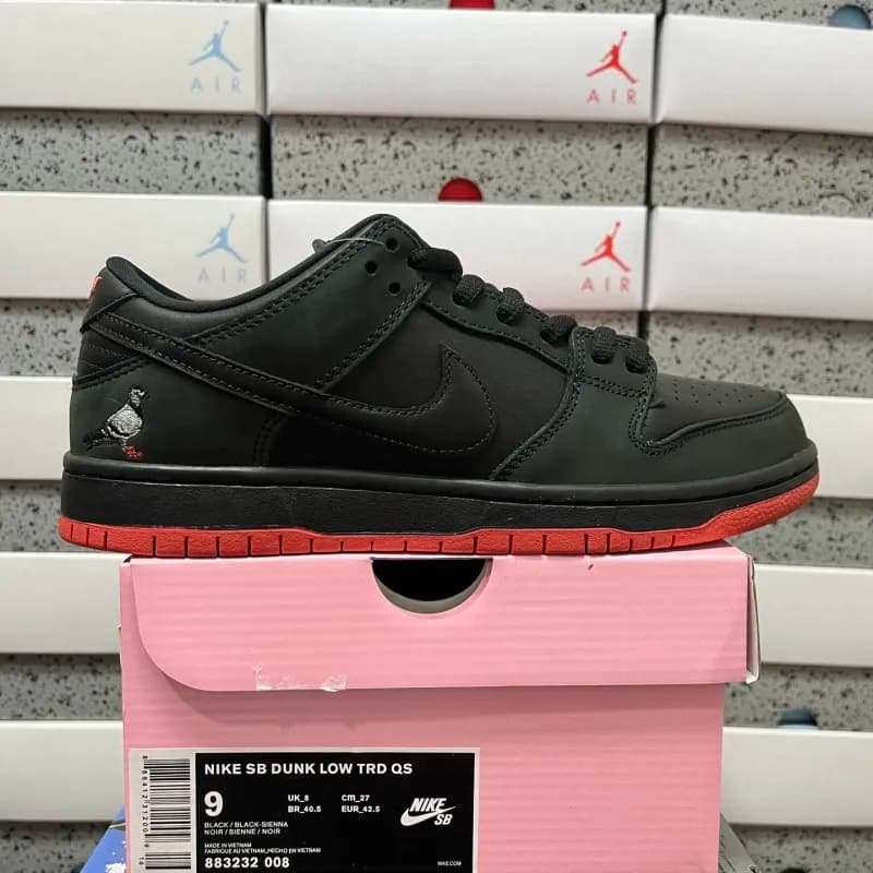 Nike SB Dunk Low TRD QS Pigeon