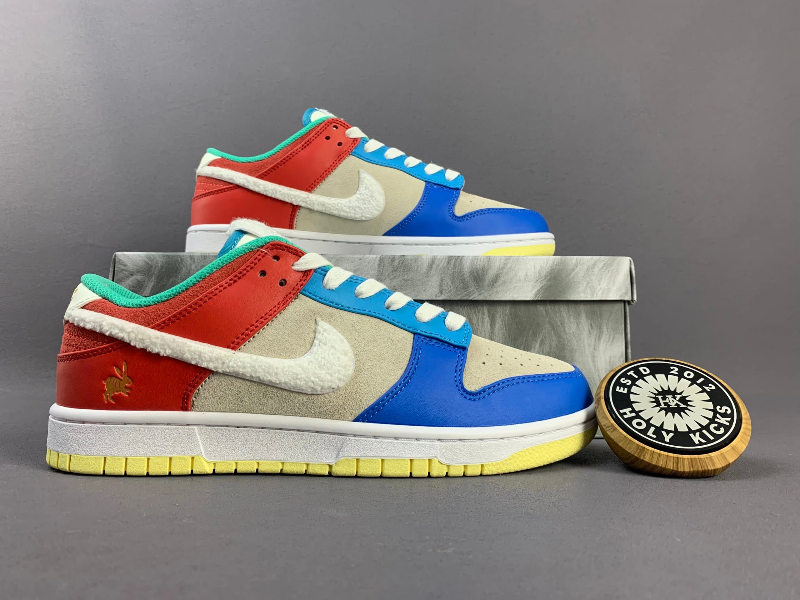 Nike Dunk Low Rasta — FD4203-111