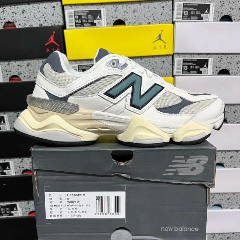 New Balance 2002R White/Grey/Beige