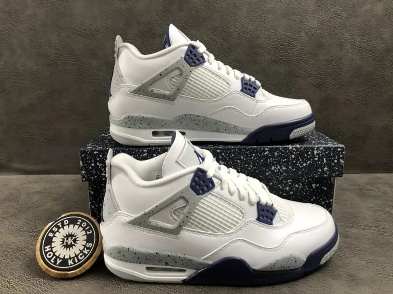 Air Jordan 4 Bred — DH6927-140