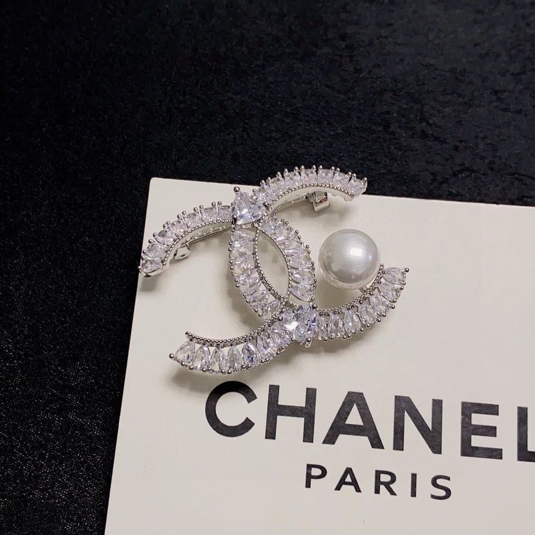 Chanel CC Logo Brooch Crystal and Pearl