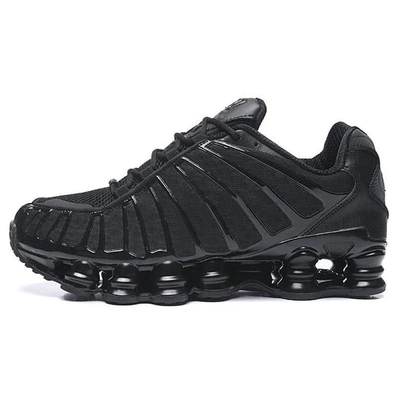 Nike Air Max Plus Triple Black — 17-16