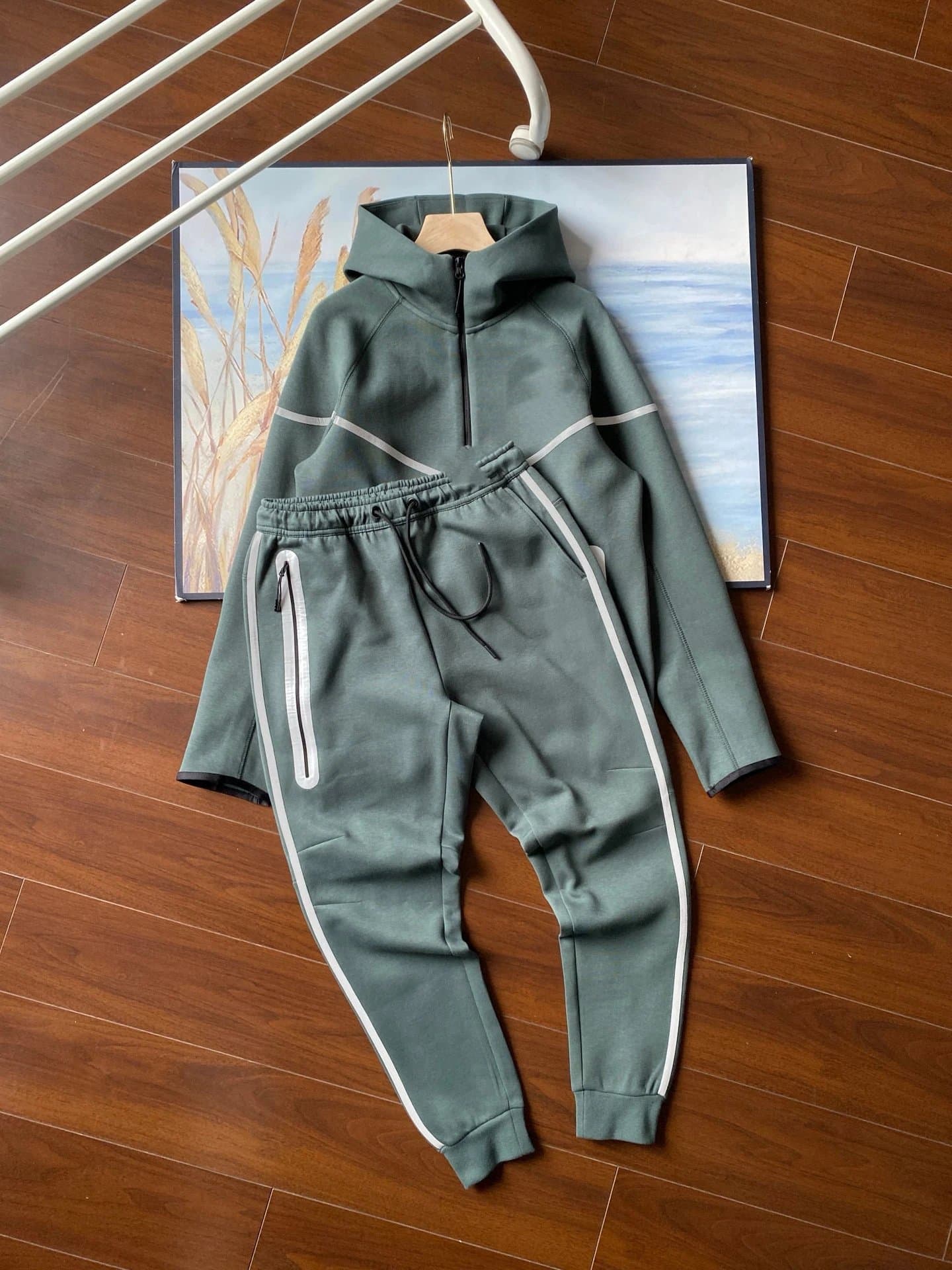 Nike Reflective Tech Fleece Set Reflective Stripe — 绿色套装