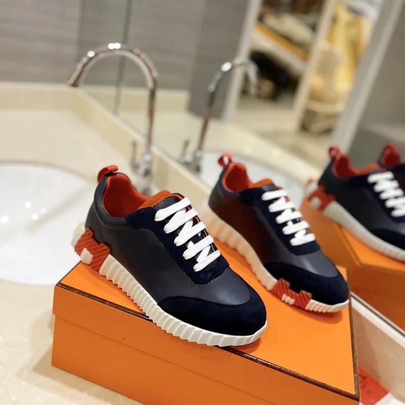 Hermès Run Away Navy Orange