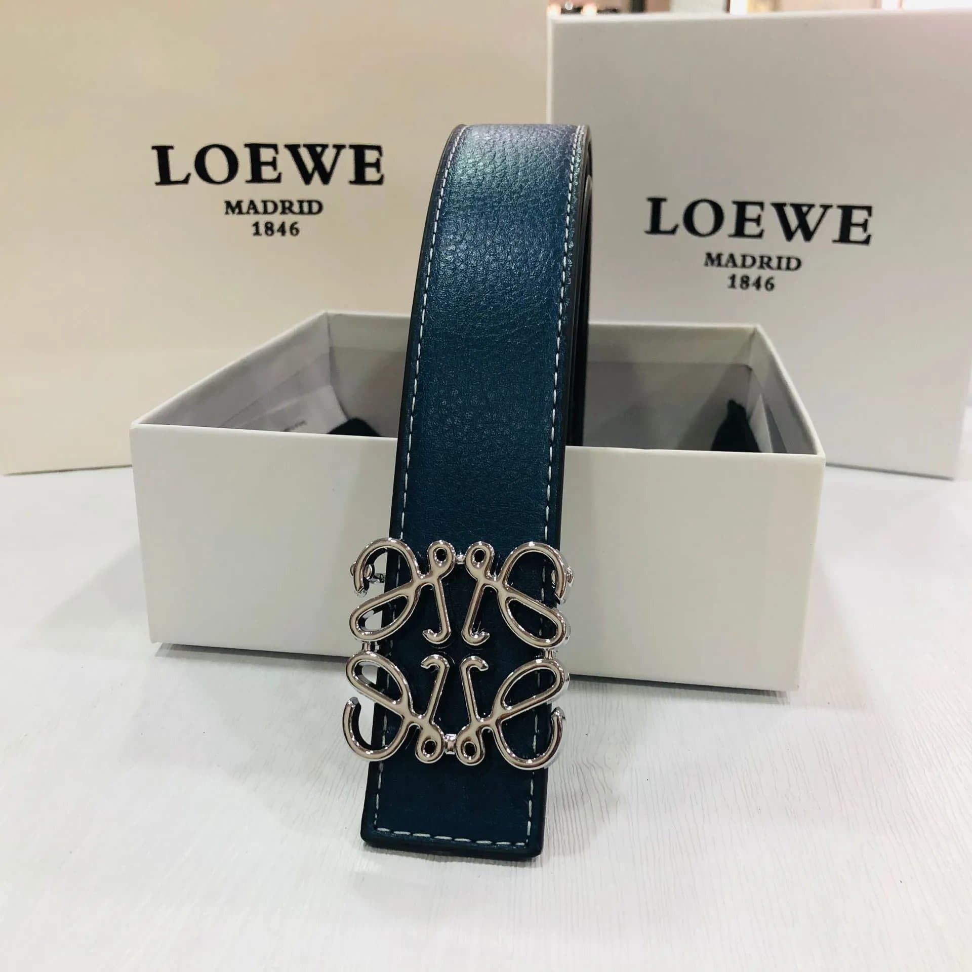 Loewe Anagram Belt Cognac — 蓝色银扣