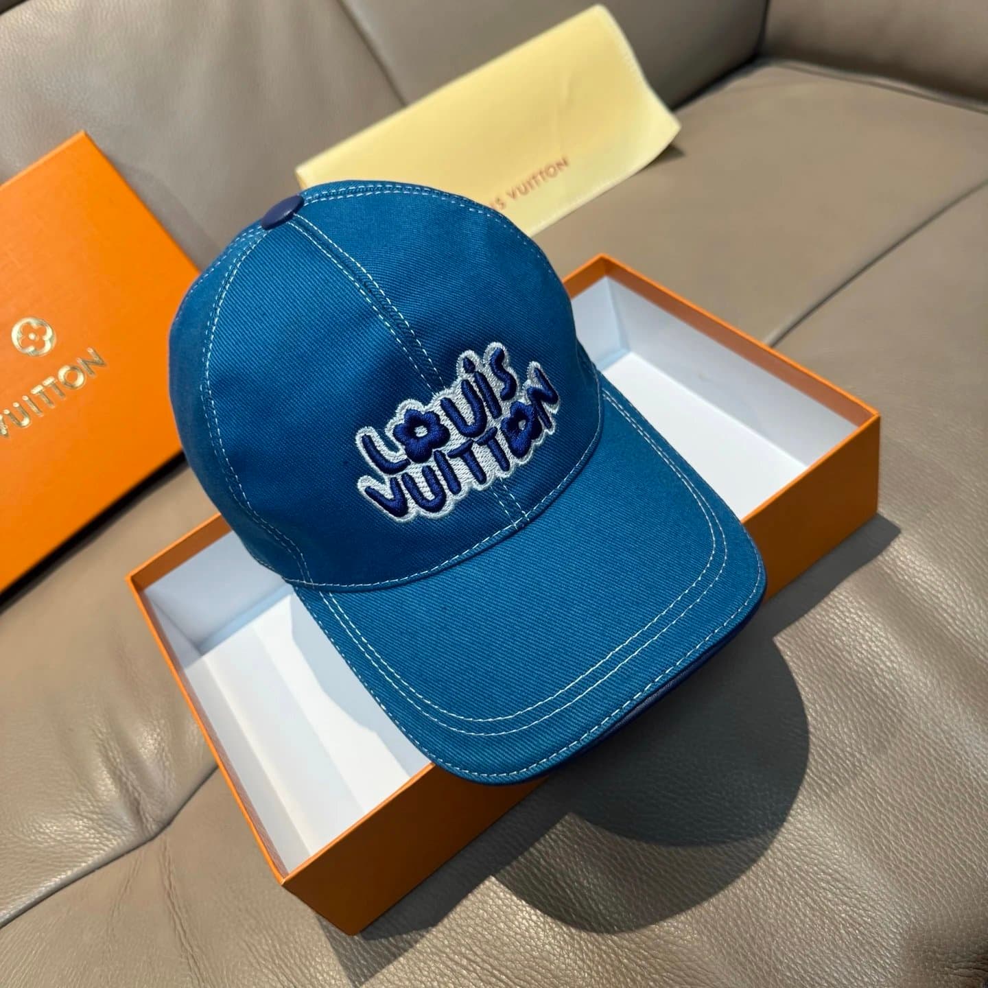 Louis Vuitton Baseball Cap Embroidered Logo — 861# 蓝色