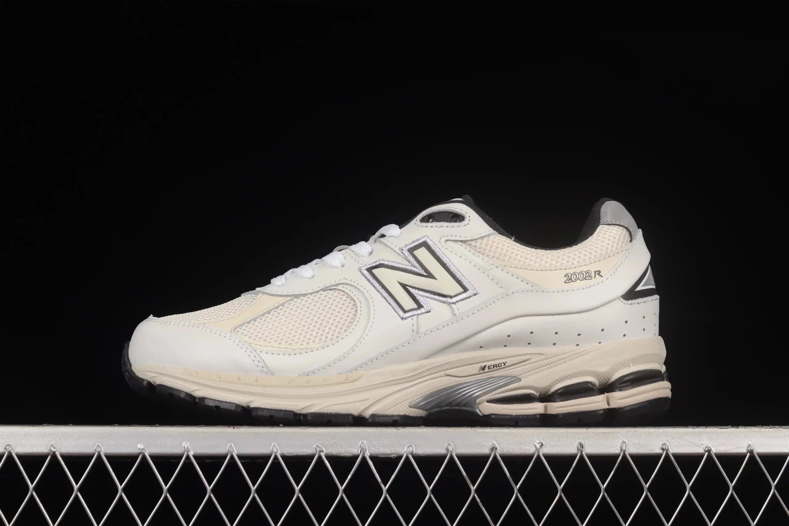 New Balance 2002R Grey — 留言备注 · ML2002RQ白色