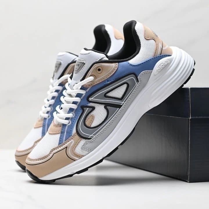 Dior B22 Ice Blue — 5