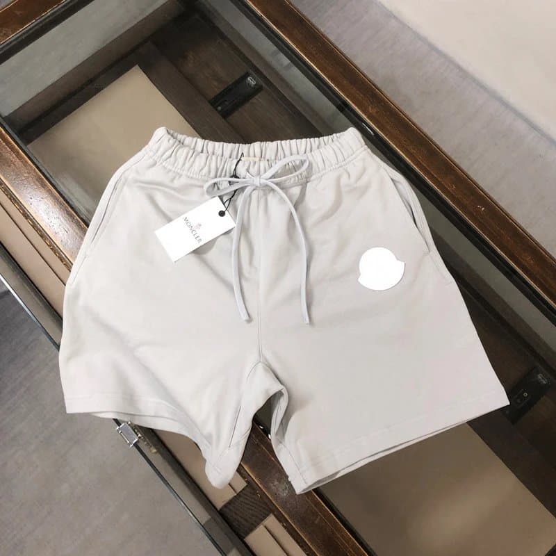 Fendi Logo Patch Shorts FF Logo — 96