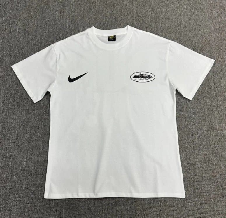 Nike T-Shirt Cruise Ship Graphic