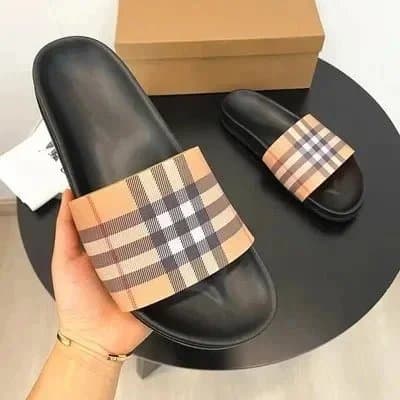 Nike Benassi JDI Black — 1