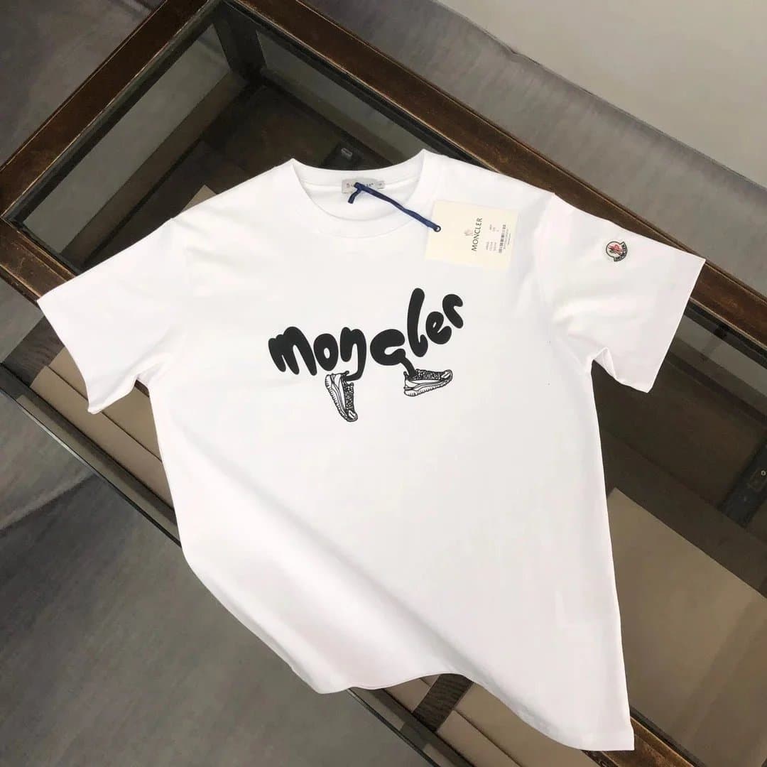 Moncler Logo T-Shirt Classic Logo Patch — cp-18