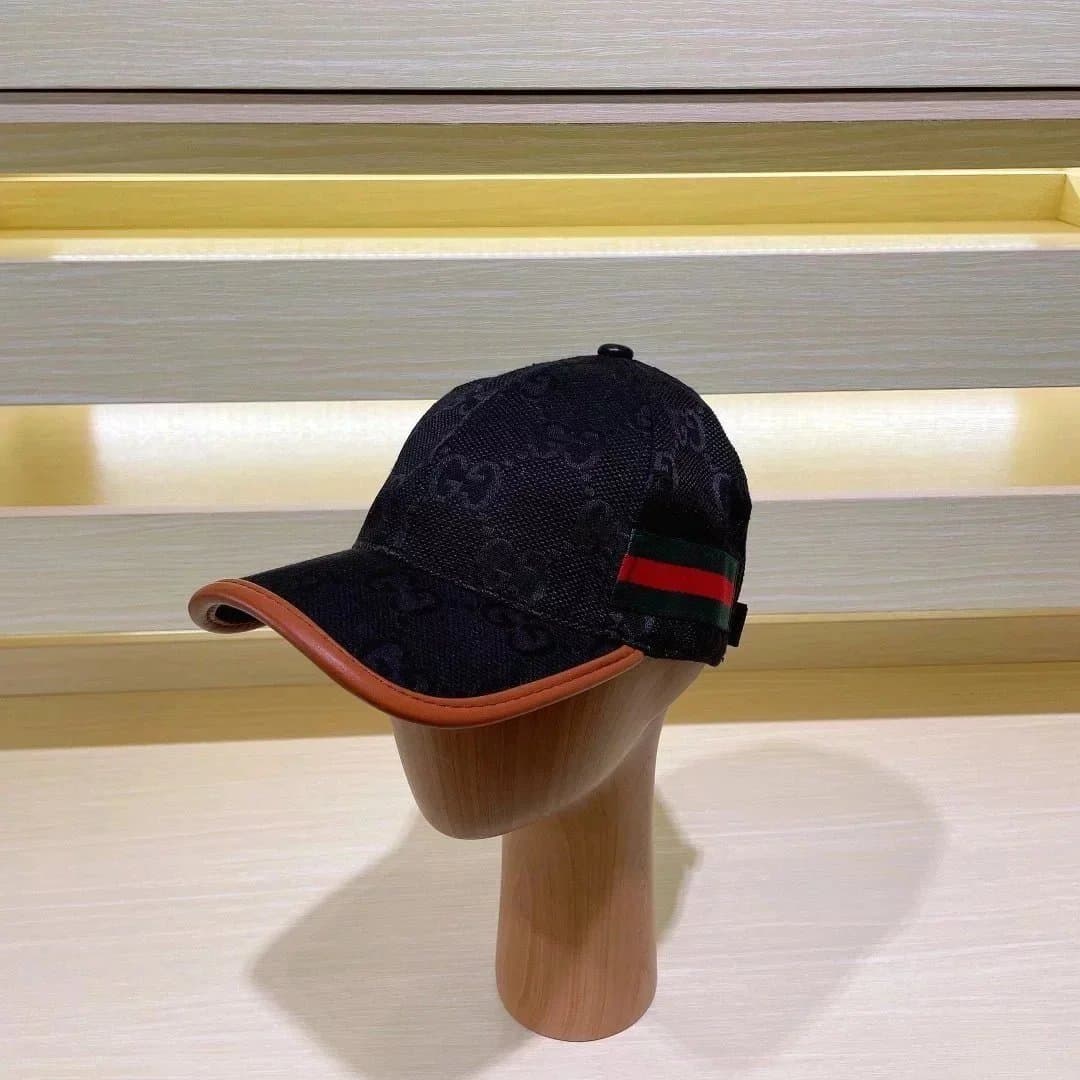 Gucci Baseball Cap GG Monogram — 07