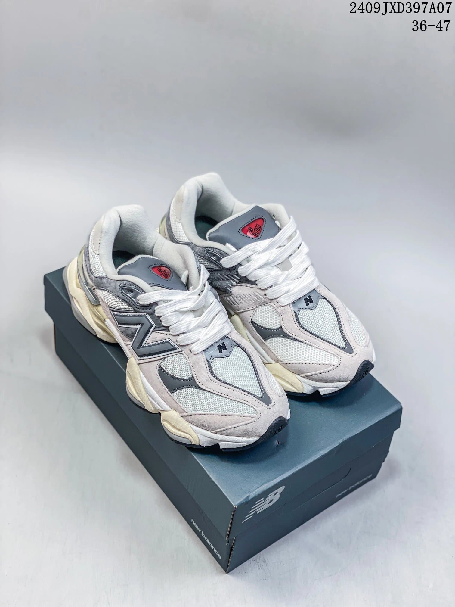 New Balance 2002R Mint Green — 10
