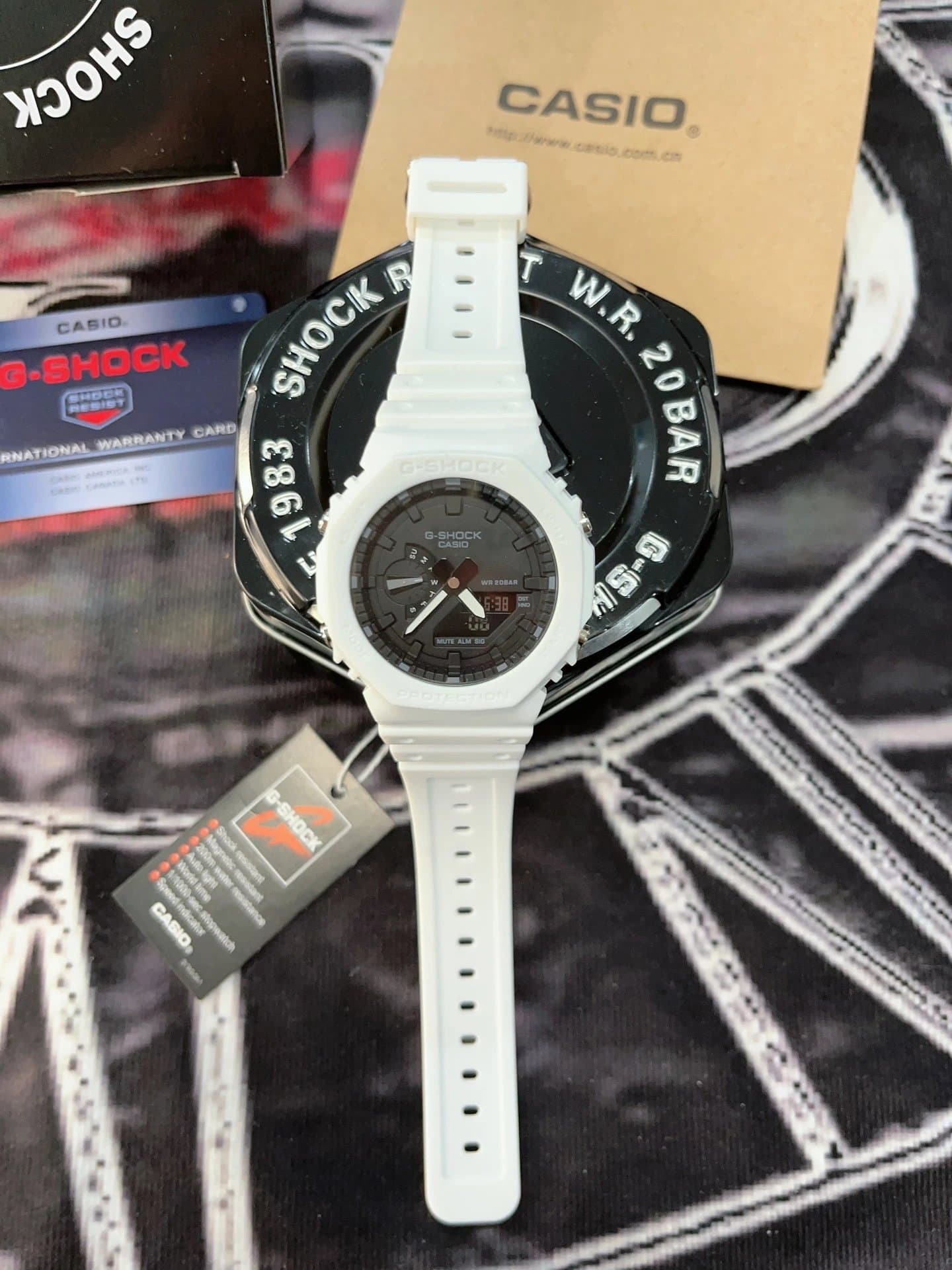 Casio G-Shock GA-2100 Sakura Pink — 奥利奥