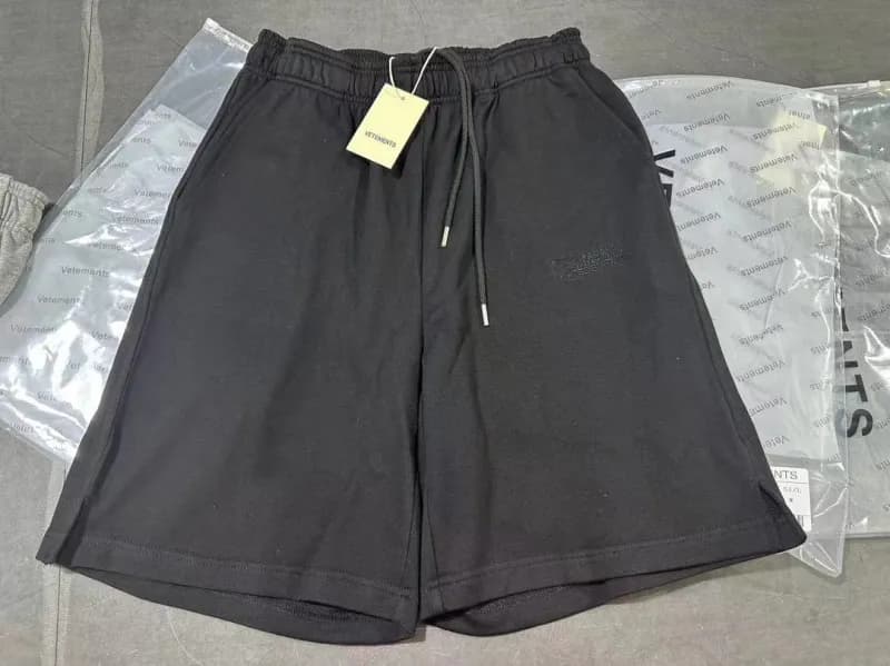 Vetements Logo Shorts Embroidered Logo
