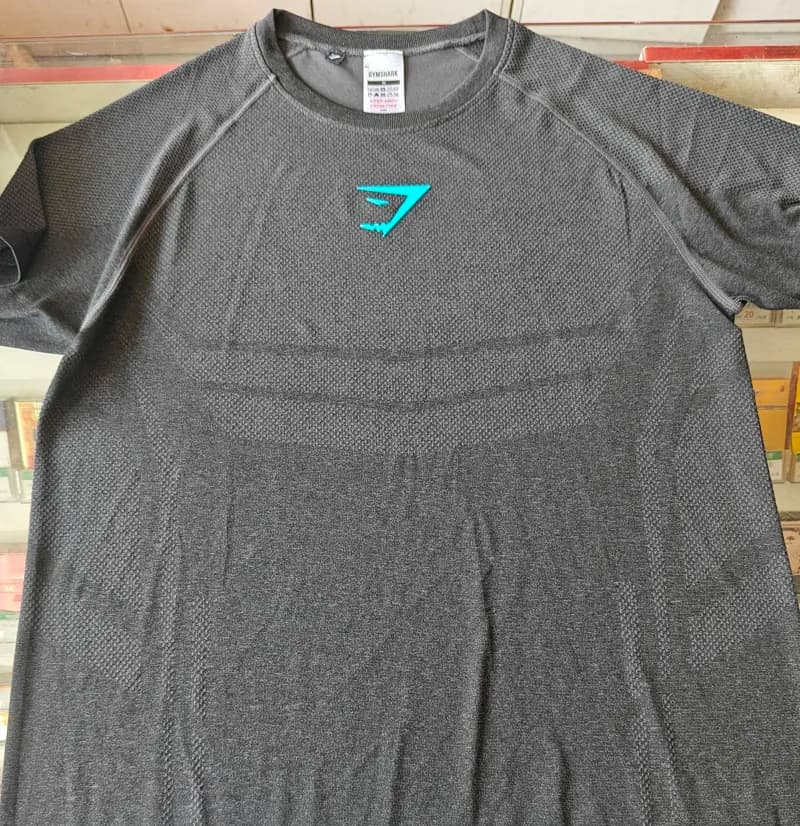 Lululemon Performance T-Shirt Mesh Panel