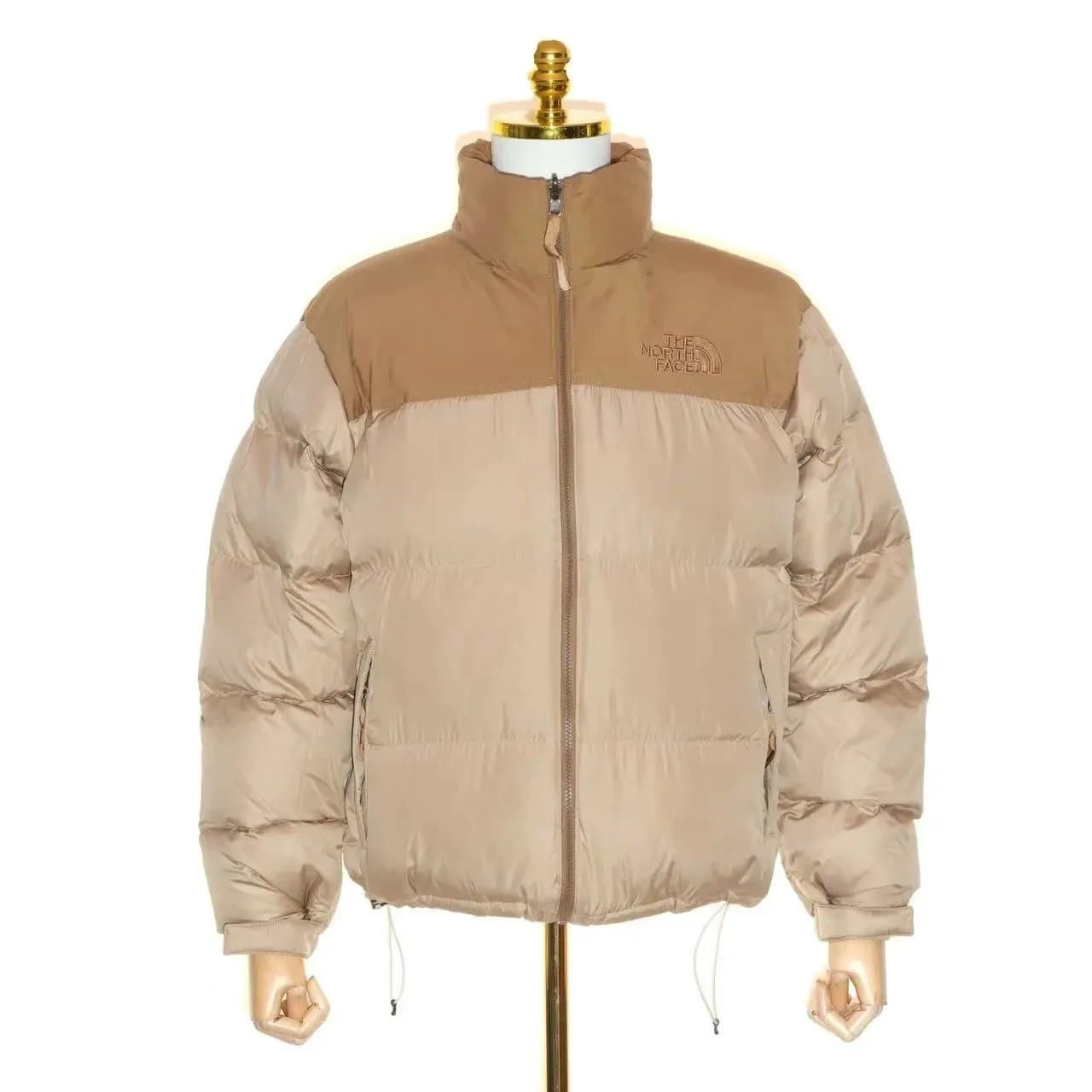 The North Face Nuptse Jacket White/Beige — TNF 羽绒服【小麦拼色】 · 请参考尺码表下单
