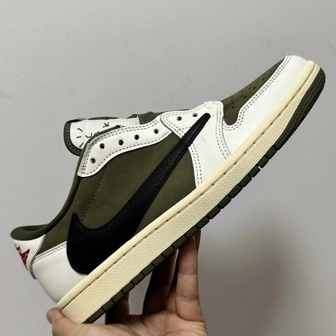 Nike × Travis Scott Dunk Low Cactus Jack — DG2.0 AJ1 TS米绿 DM7866-200