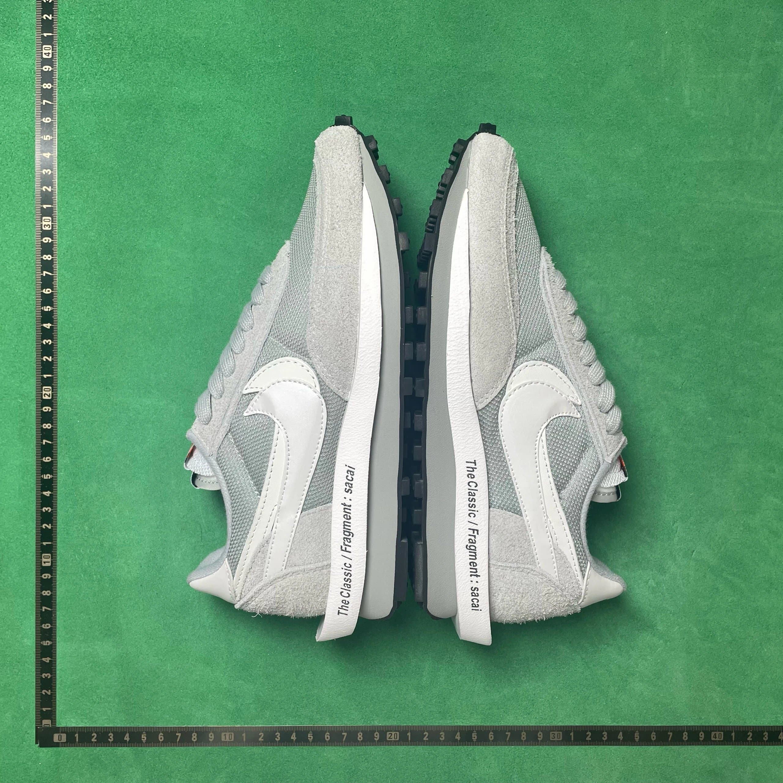 Nike × Sacai VaporWaffle White Sail Gum — 15号联名灰白DH2684 001