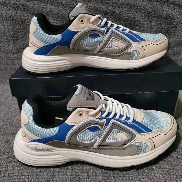 Dior Bobby Sneaker CD Logo — b30-4