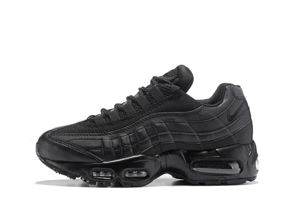 Nike Air Max 95 Triple Black
