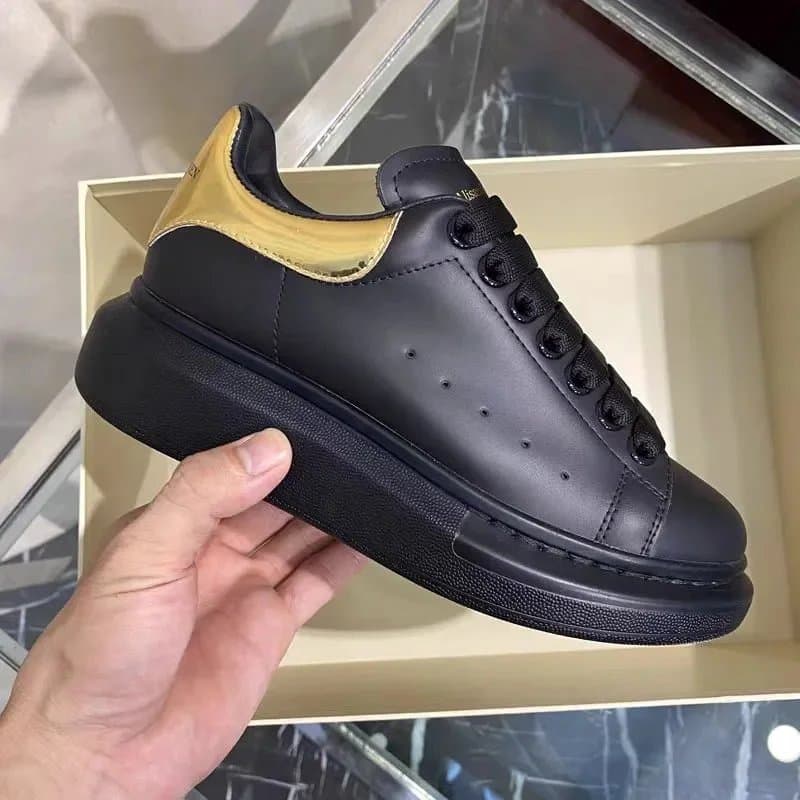 Undercover Tactical Sock Low Black White — 黑色/金尾