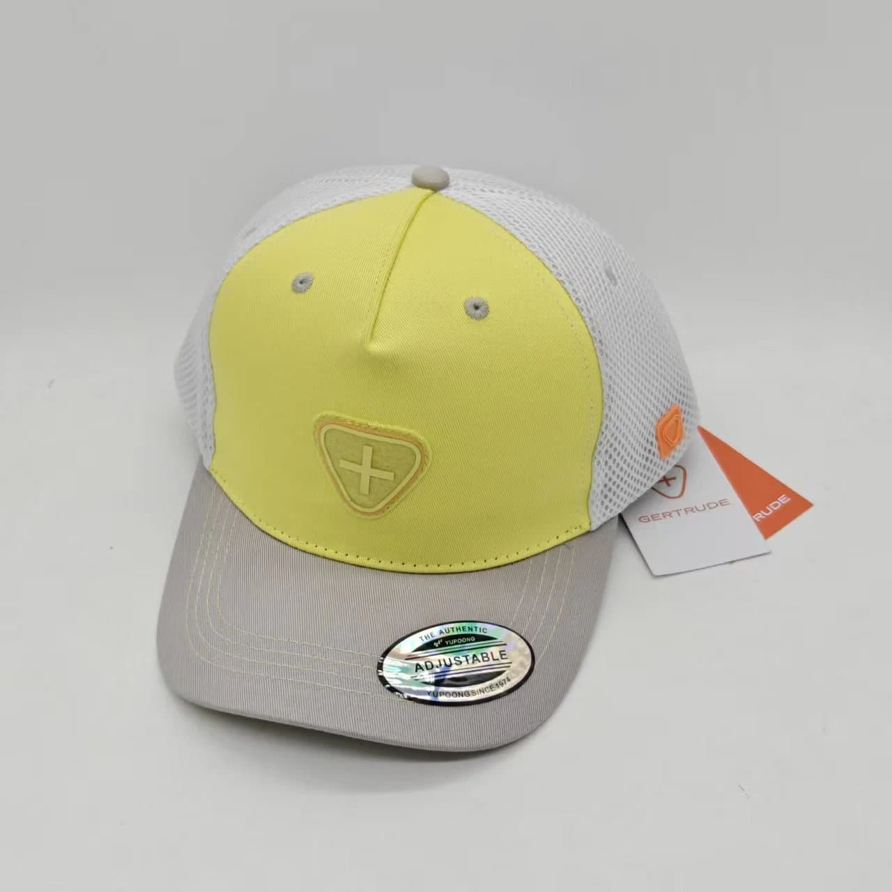 Hellstar Trucker Cap Shield Logo — 明黄色吊牌齐全