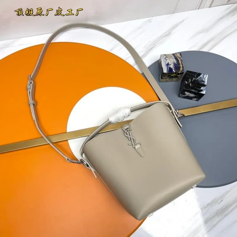 Saint Laurent Niki Mini Smooth Leather — 219【款式】