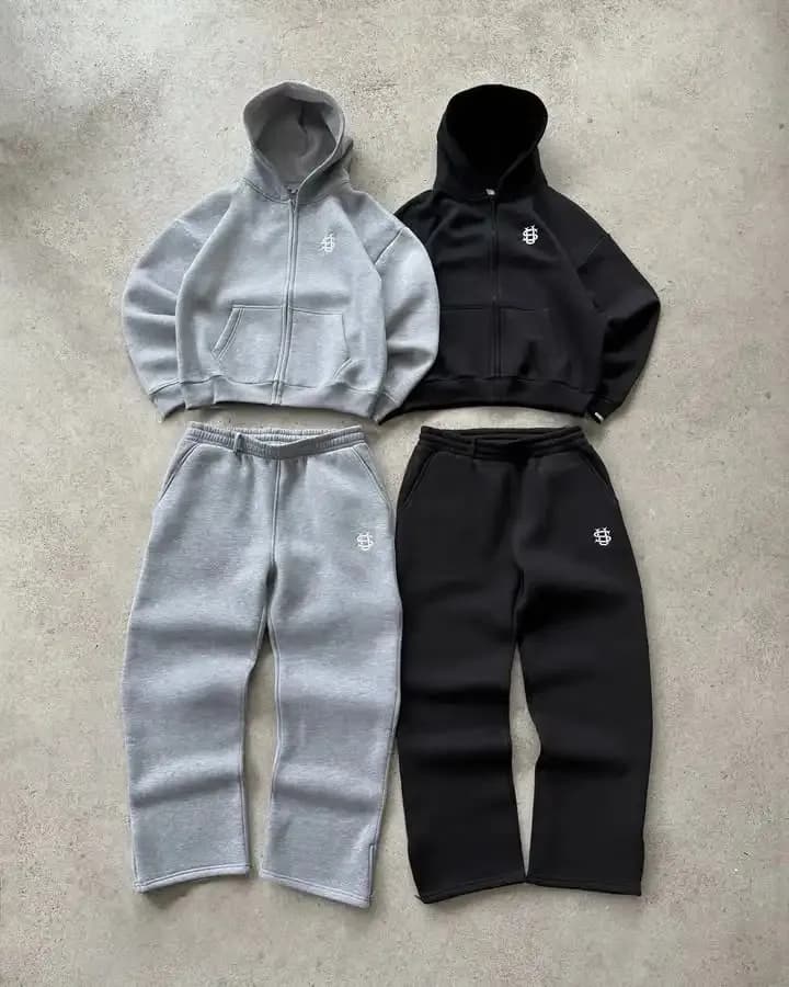 Supreme × Fear of God Essentials Shorts & Tee Set Essentials Logo — 浅灰色套装