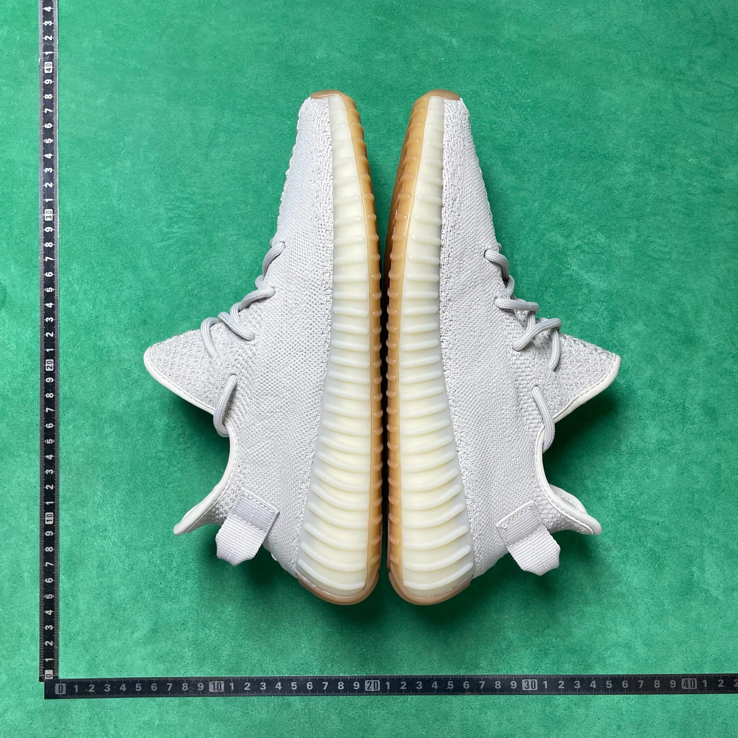 Yeezy Boost 350 V2 Zebra