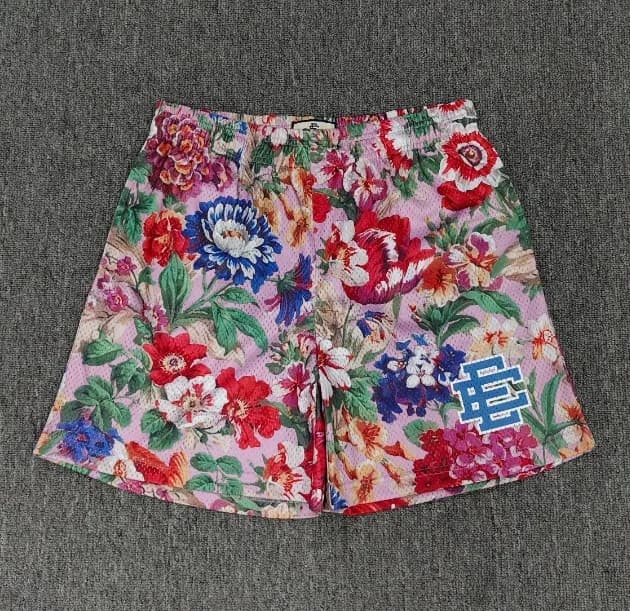 Fear of God Essentials Mesh Shorts Bandana Print — e199