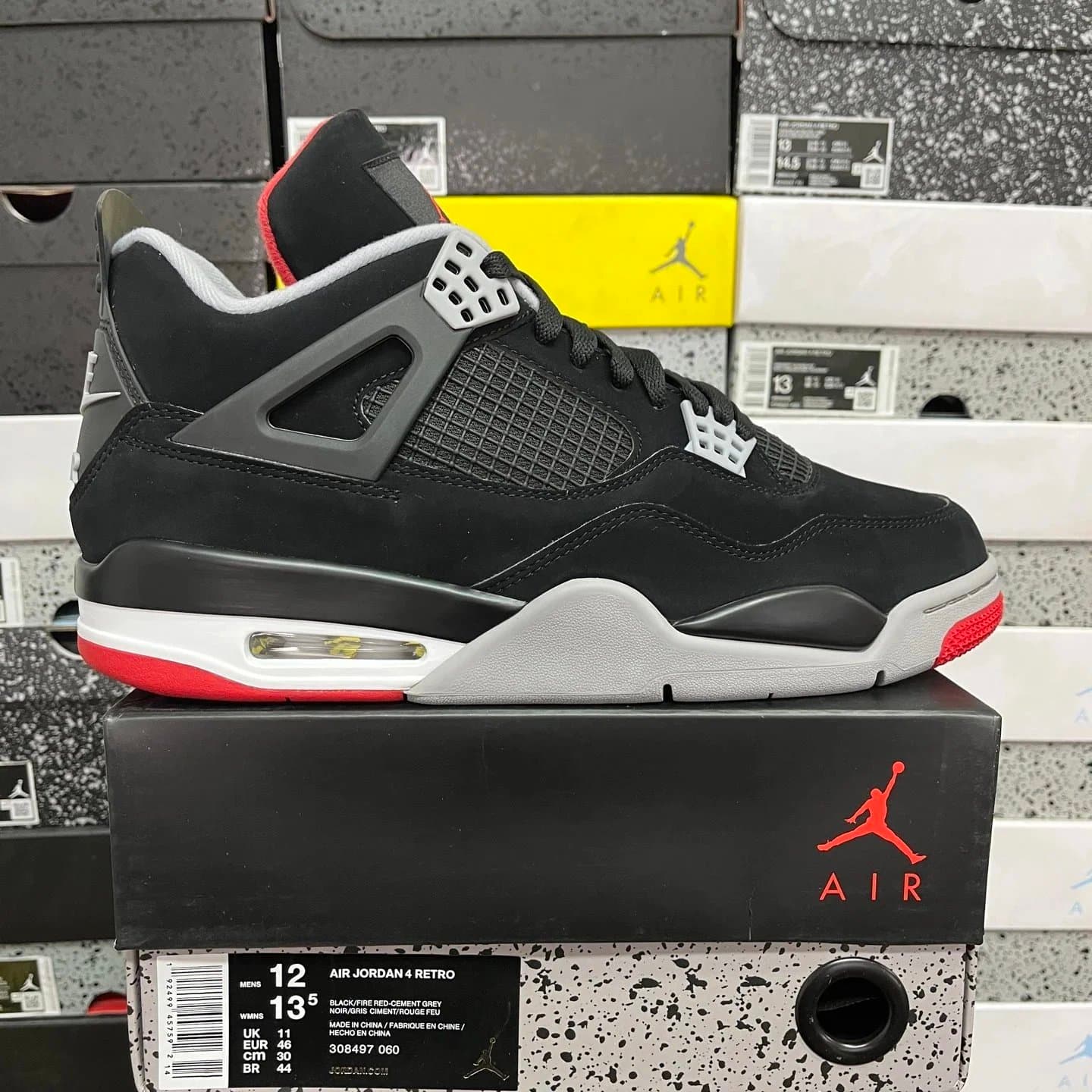 Air Jordan 4 Retro Bred