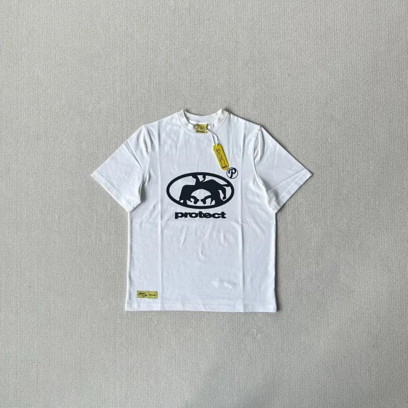 Graphic Tee Protect Logo