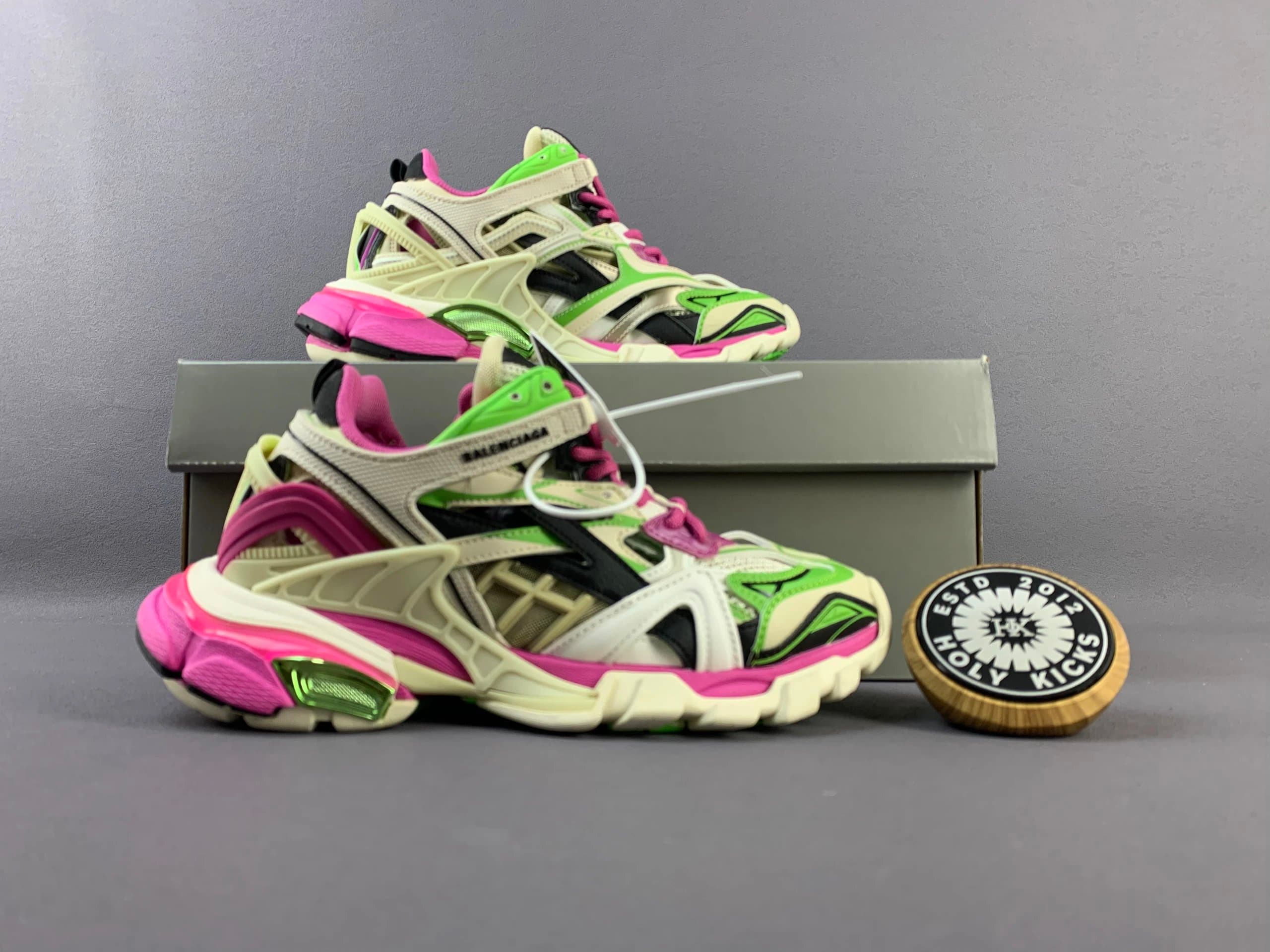 New Balance NB 2002R Phantom — W2GN3 9199