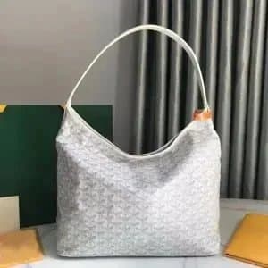Goyard Saint Louis Hobo Goyardine Canvas