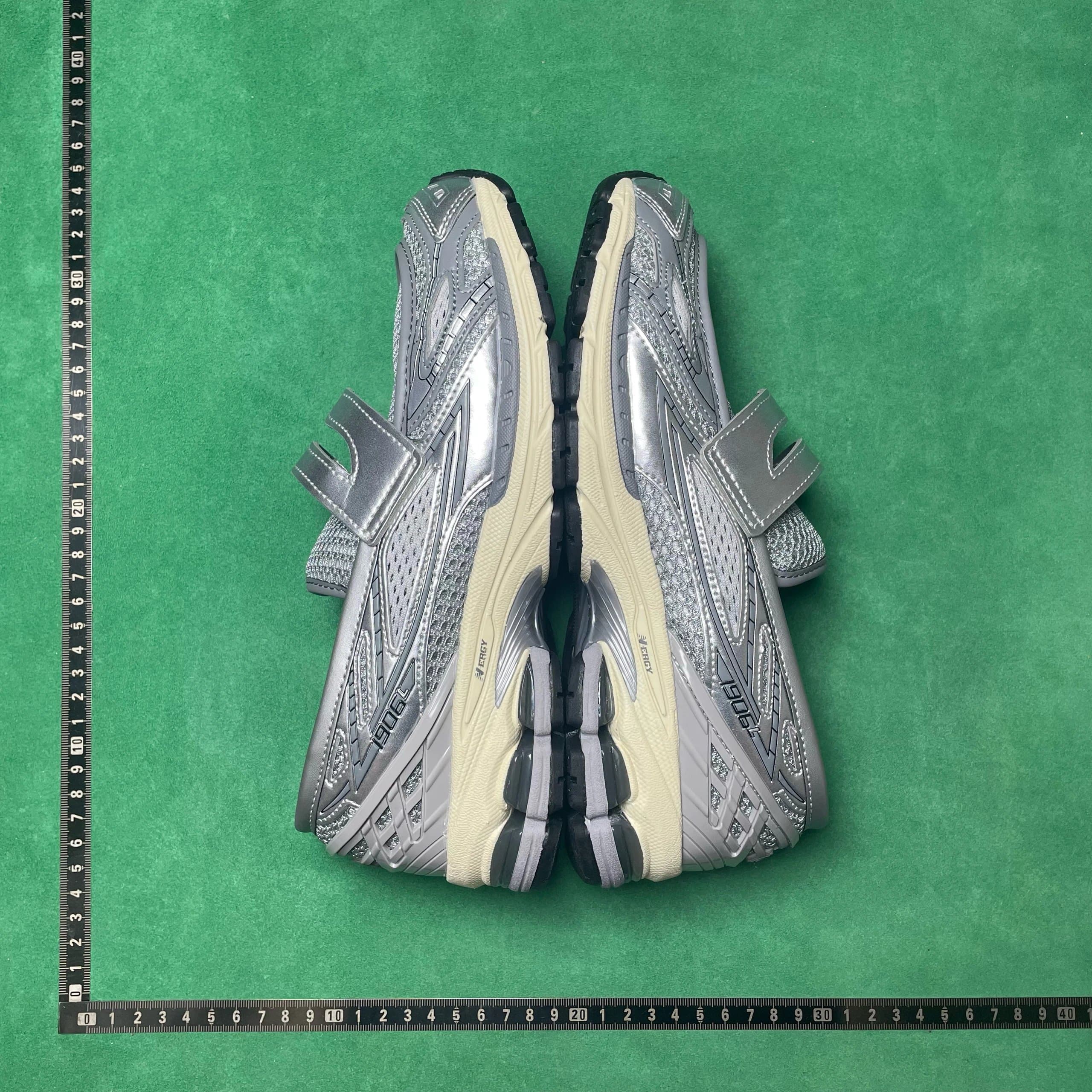 Asics Gel-Kayano 14 Silver Metallic