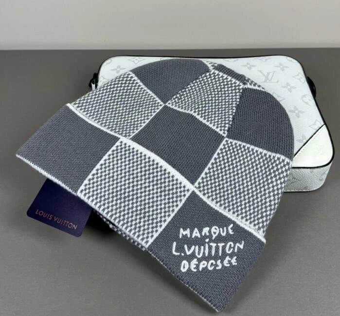 Louis Vuitton Monogram Knit Beanie LV Pattern — 23