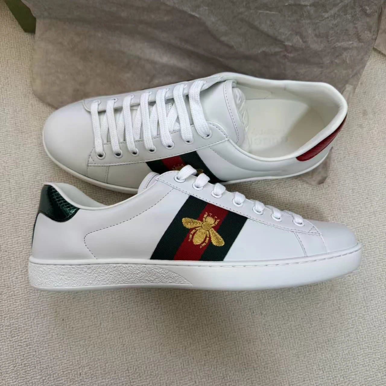 Prada Linea Rossa Sneaker Glossy Red and Mesh — 不退不换 · 32号：43码