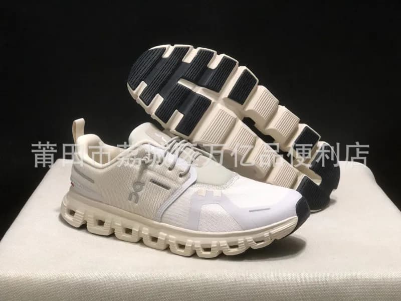 On Cloudmonster Grey White — Waterproof--beige