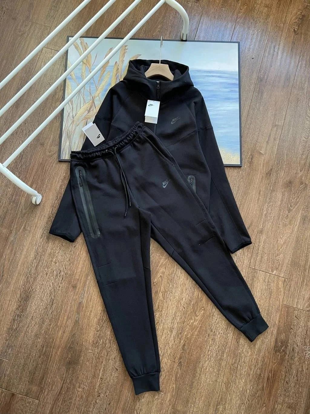 Nike Tech Fleece Hoodie and Joggers All Black