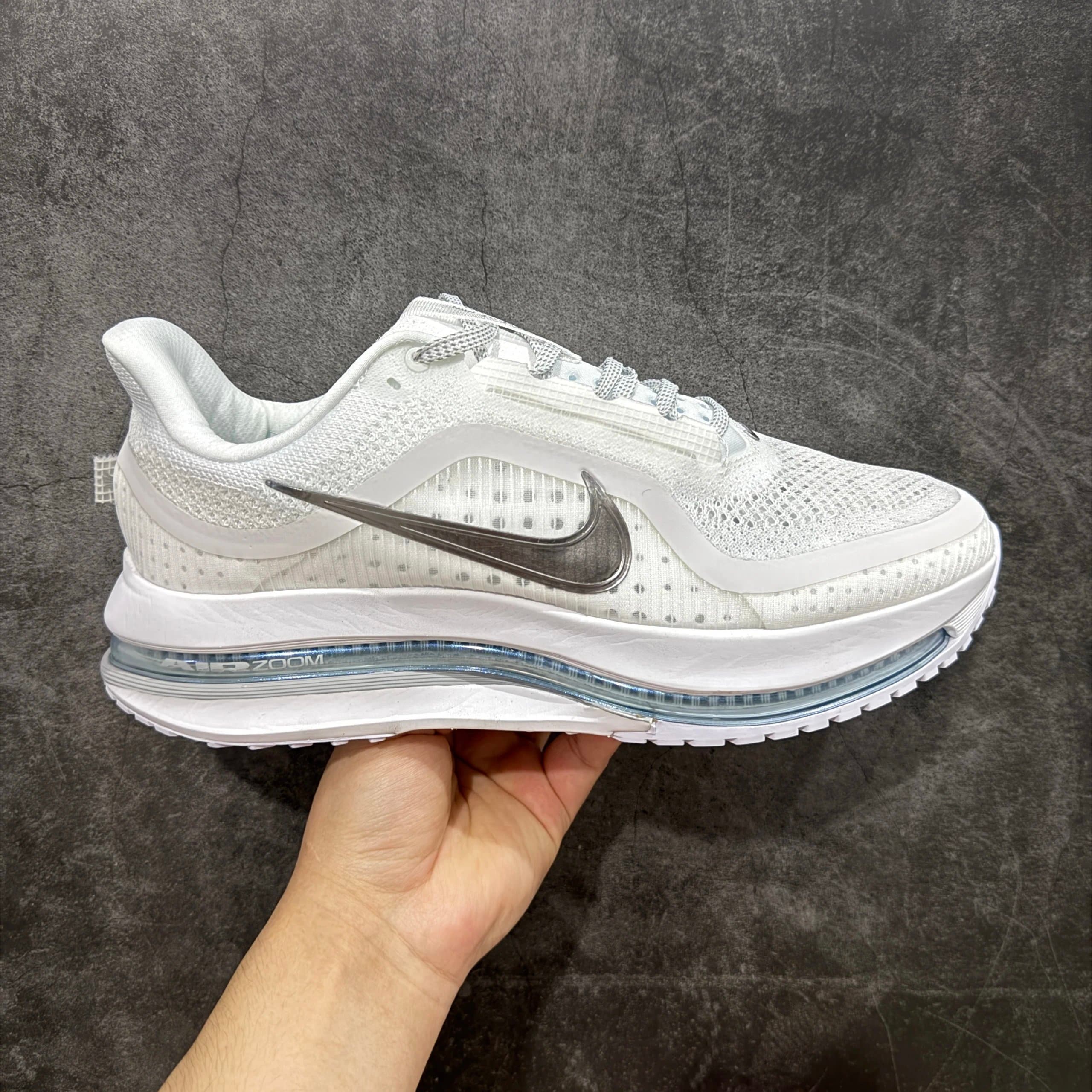 Nike Pegasus 40 Volt — 【HQ2592-102】白蓝