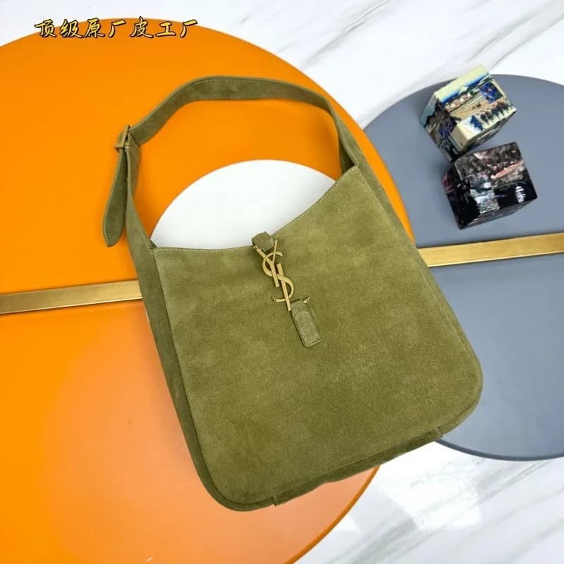 Saint Laurent Niki Mini Smooth Leather — 135【款式】