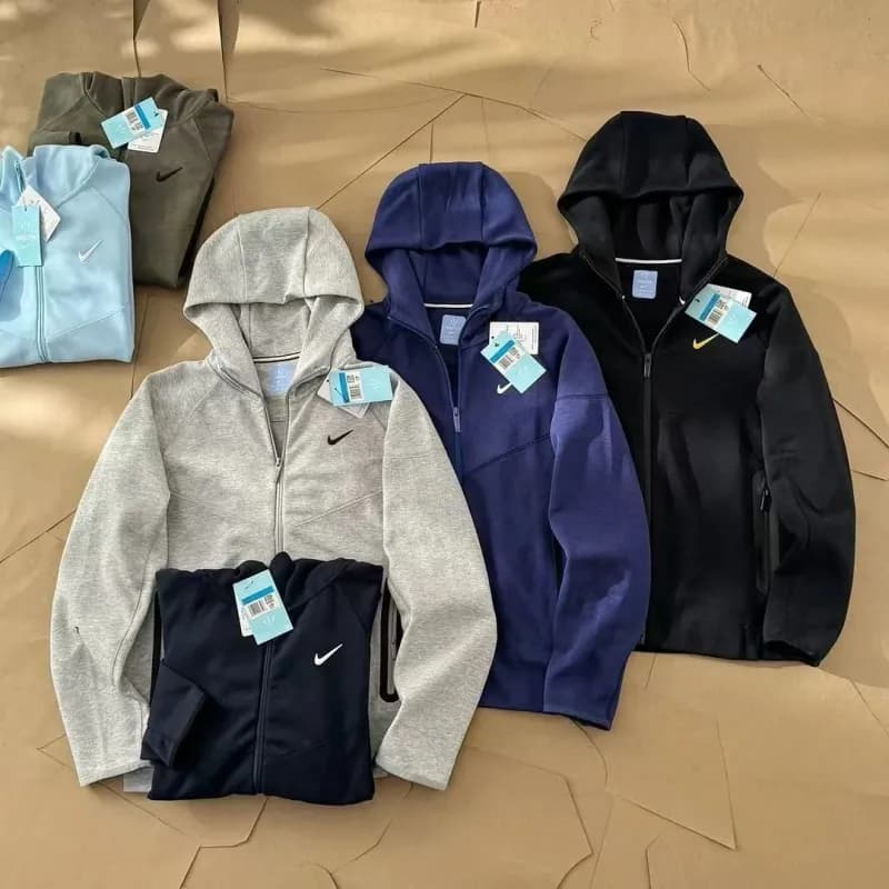 Nike Tech Fleece Hoodie Full-Zip