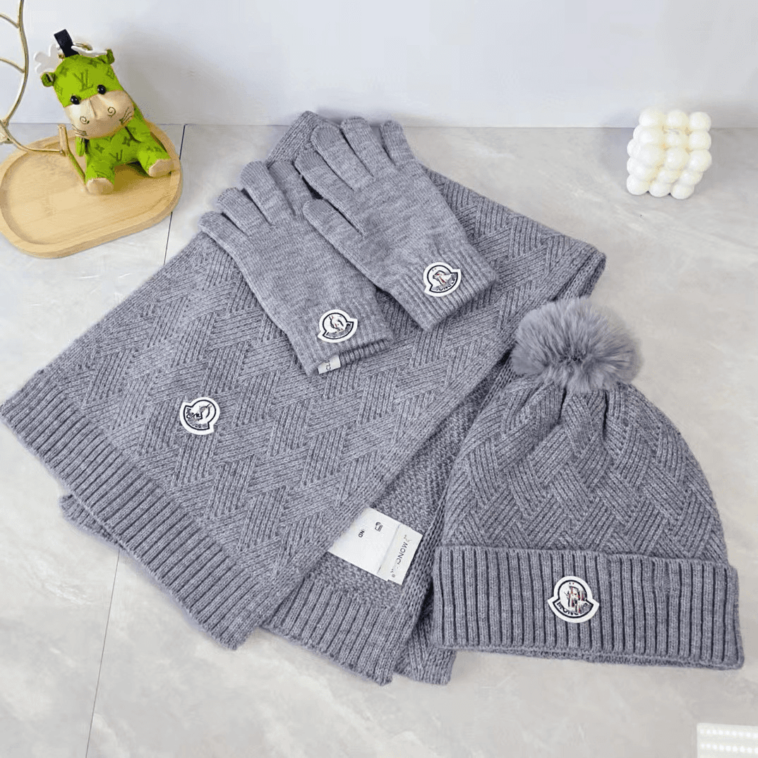 Louis Vuitton × Off-White Checkered Scarf and Beanie Set Monogram Grid — 均码 · M蒙三件套 灰