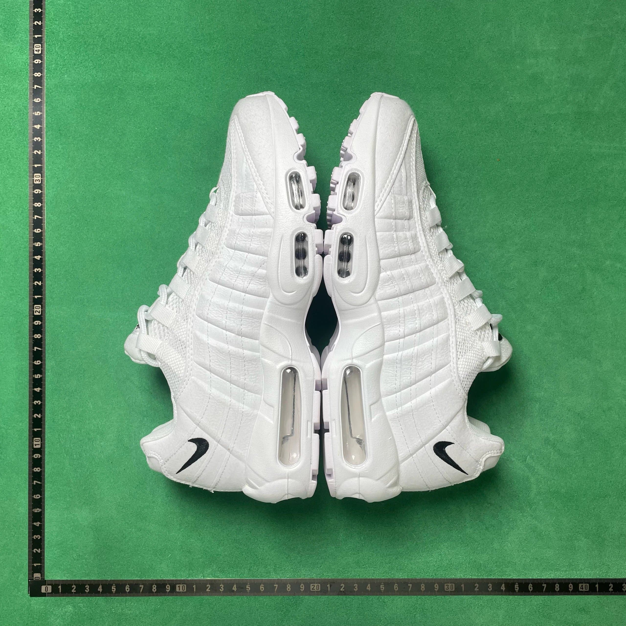 Nike Air Max 95 Travis Scott — 6号白黑CD6871 001
