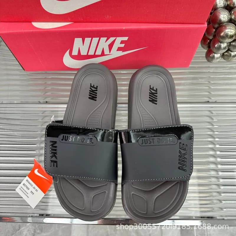 Nike Air VaporMax Plus Slide University Red — 魔术贴灰色