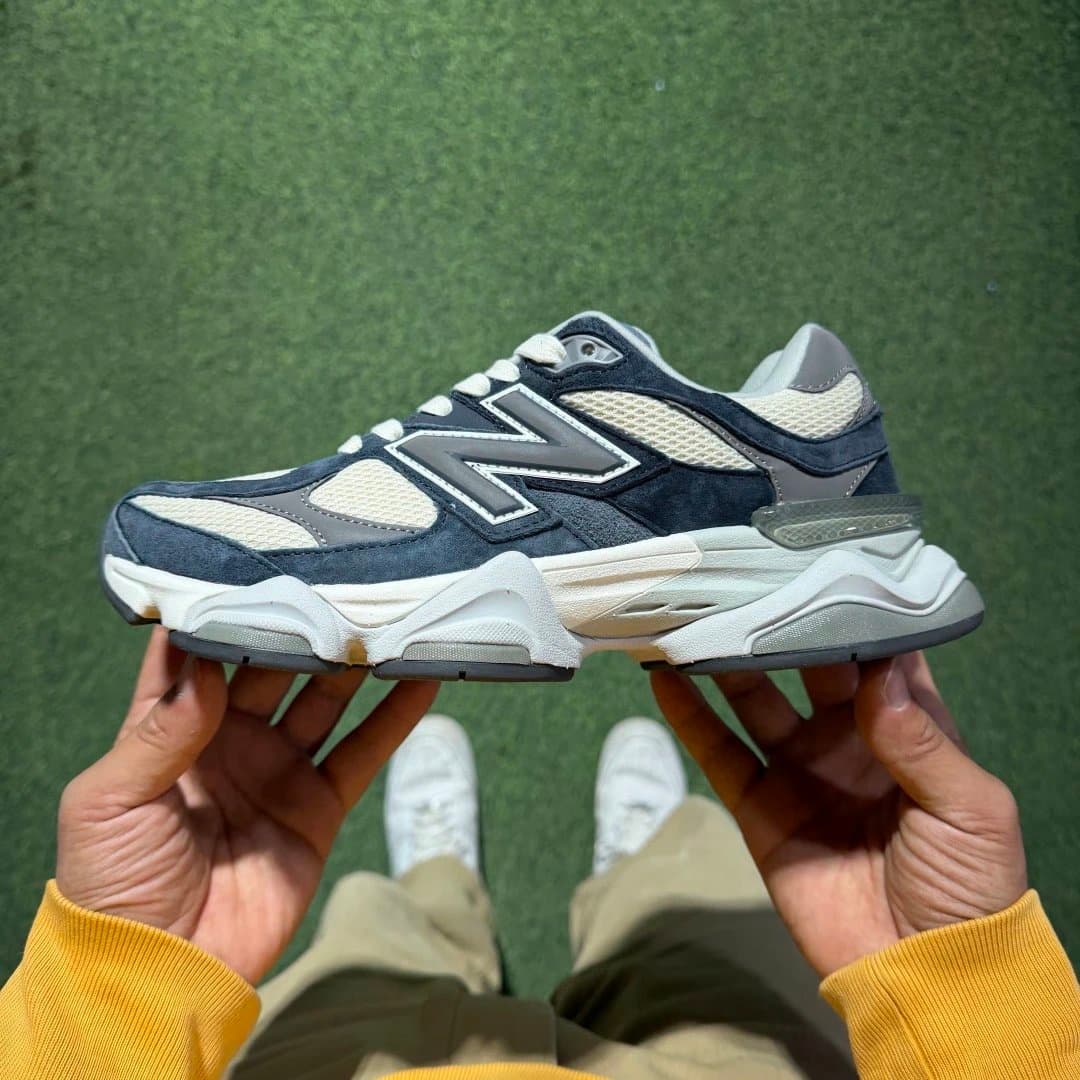 New Balance 2002R Navy Grey