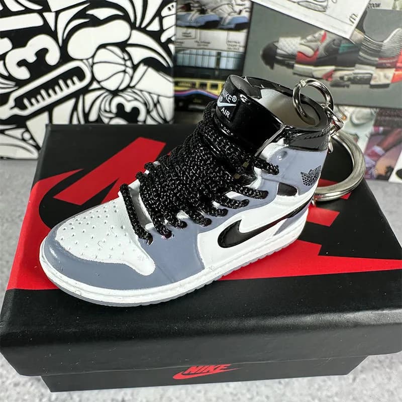 Air Jordan 1 High Miniature Keychain — 73. gray and white guaguale + box